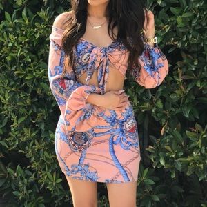 Pink chain tie up set